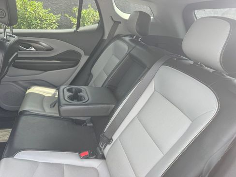 Used 2021 GMC Terrain SLT FWD image 14