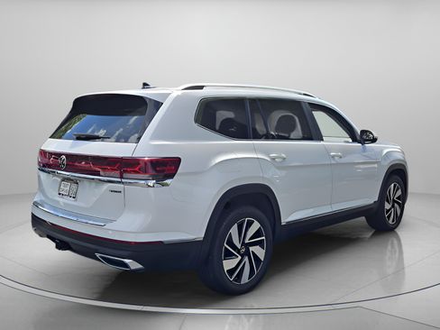 Used 2024 Volkswagen Atlas SEL AWD/4WD image 5