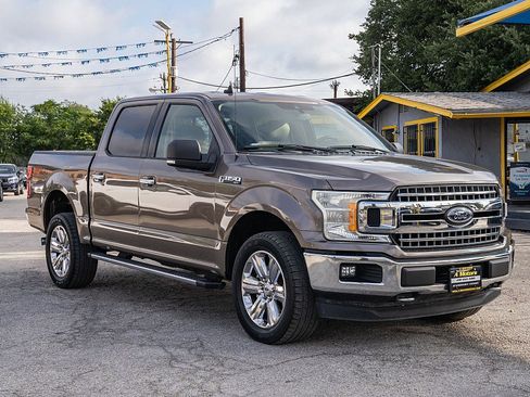 Used 2019 Ford F150 XLT w/ Equipment Group 302A Luxury image 3