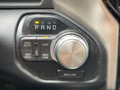 Used 2020 RAM 1500 Laramie AWD/4WD image 46