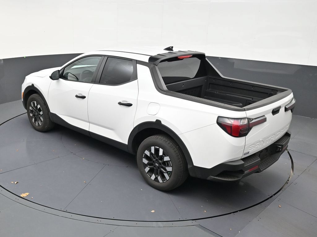 Used 2026 Hyundai Santa Cruz SE FWD image 14