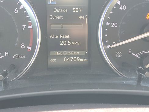 Certified 2017 Toyota Highlander XLE FWD image 26