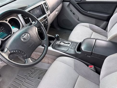 Used 2005 Toyota 4Runner SR5 image 11