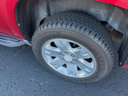 Used 2012 GMC Yukon XL SLT image 8