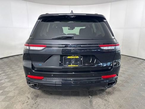 Used 2023 Jeep Grand Cherokee 30th Anniversary image 4