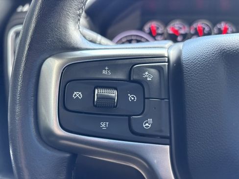 Used 2020 Chevrolet Silverado 2500 LT w/ Convenience Package image 29