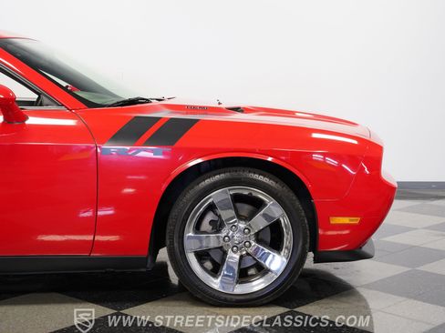 Used 2009 Dodge Challenger R/T RWD image 31