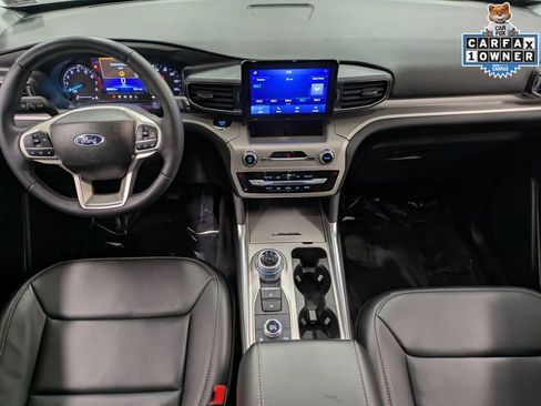 Used 2023 Ford Explorer XLT w/ Equipment Group 202A image 25