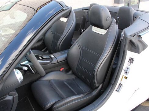 Used 2022 Mercedes-Benz SL 63 AMG 4MATIC image 19