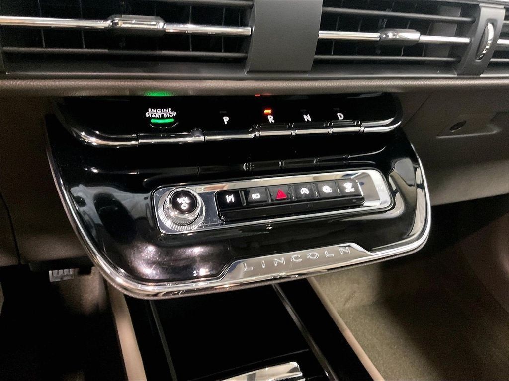 Used 2023 Lincoln Corsair AWD w/ Equipment Group 101A image 26