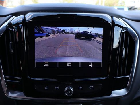 Used 2023 Chevrolet Traverse LT AWD/4WD image 20
