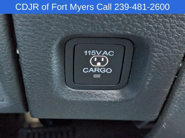 New 2026 RAM 3500 Laramie AWD/4WD image 21