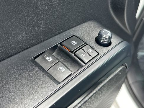 Used 2021 Toyota Tacoma SR RWD image 34