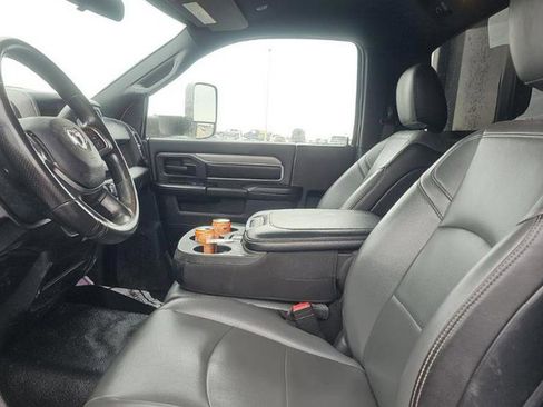 Used 2021 RAM 5500 Tradesman image 4