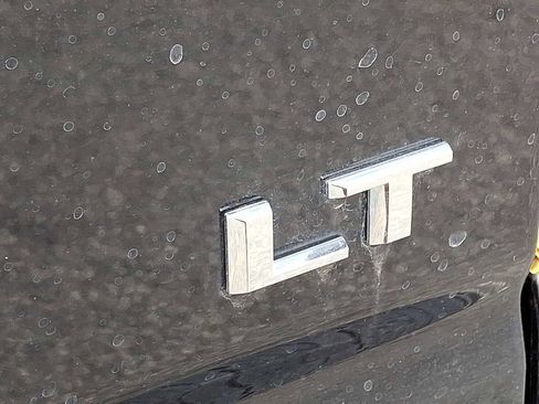 Used 2021 Chevrolet Silverado 1500 LT Trail Boss w/ Convenience Package II image 30