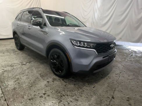Used 2021 Kia Sorento S w/ Panoramic Sunroof Package AWD/4WD image 2