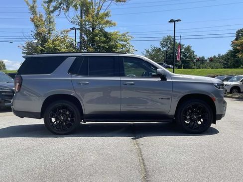 Used 2022 Chevrolet Tahoe RST w/ Luxury Package AWD/4WD image 6
