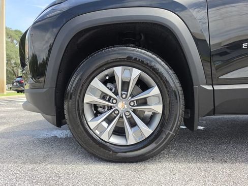 New 2027 Chevrolet Equinox LT FWD image 35