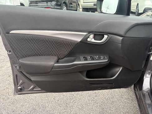 Used 2015 Honda Civic EX image 9
