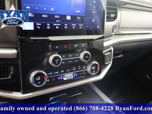 Used 2024 Ford Expedition XLT image 28