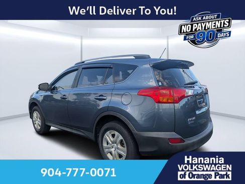 Used 2014 Toyota RAV4 LE FWD image 5