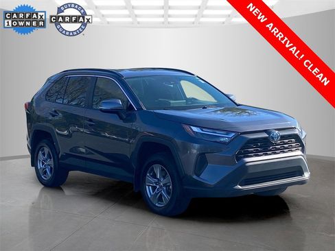 Used 2024 Toyota RAV4 XLE image 5