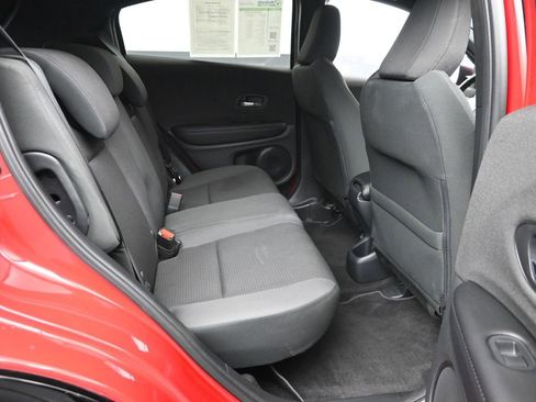 Used 2022 Honda HR-V Sport image 9