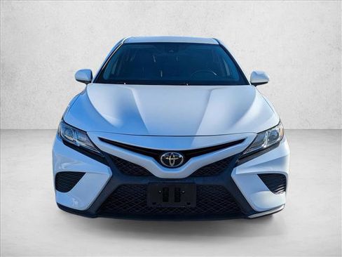 Used 2019 Toyota Camry SE w/ Protection Package (Q2) image 2