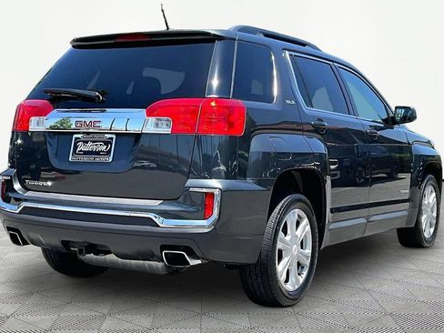 Used 2017 GMC Terrain SLE w/ Convenience Package FWD image 2