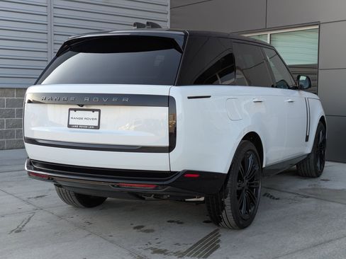 New 2026 Land Rover Range Rover SE image 5