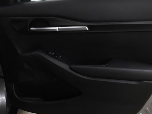 Used 2021 Kia Seltos LX image 9