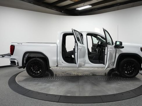 New 2026 GMC Sierra 1500 Elevation image 10