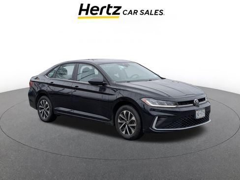 Used 2025 Volkswagen Jetta S image 1