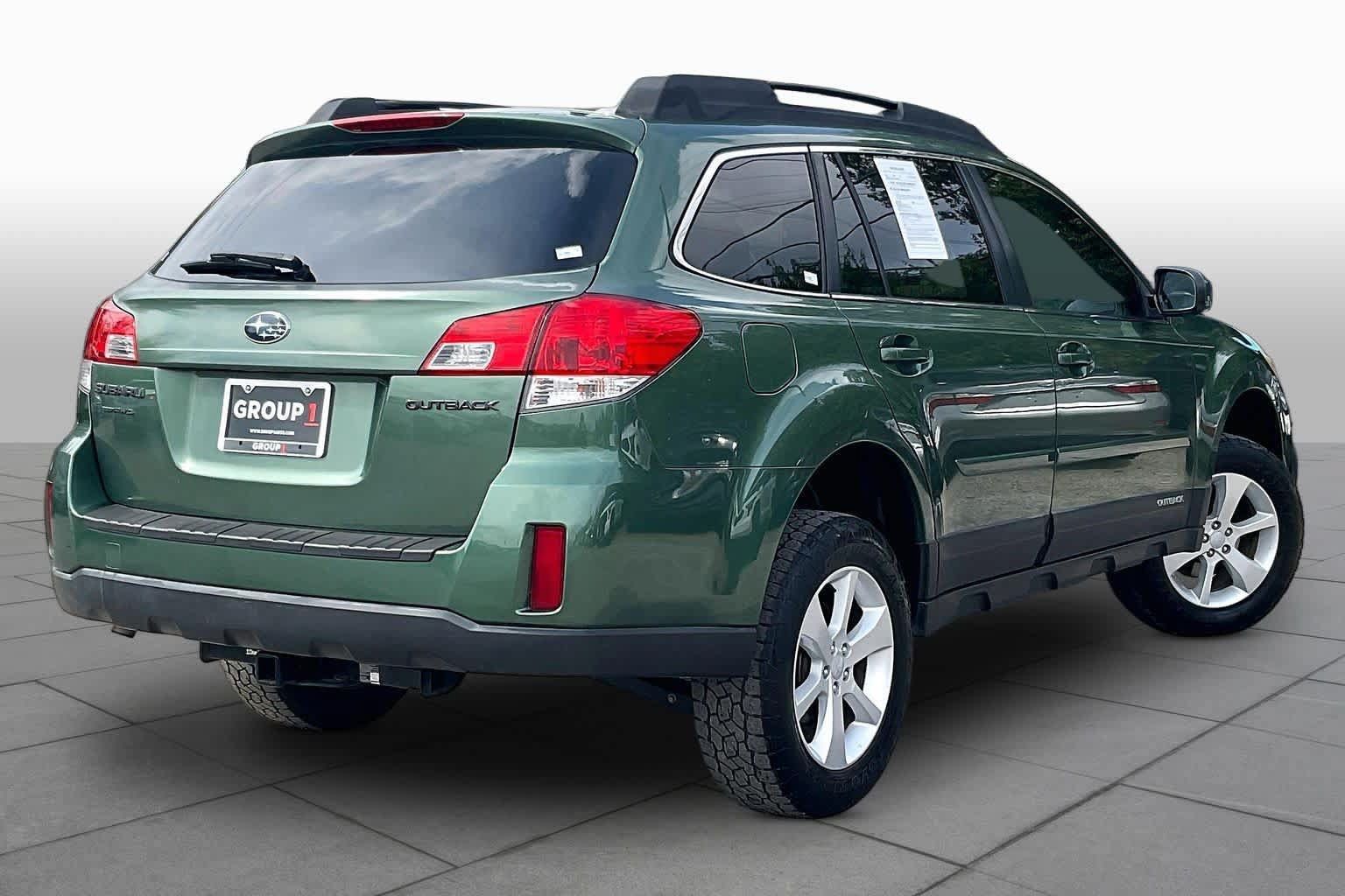 Used 2013 Subaru Outback 2.5i Premium AWD/4WD image 13