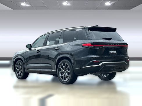 New 2026 Lexus TX 500h AWD image 3