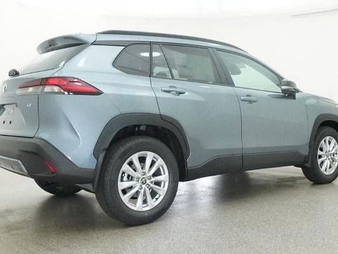 New 2026 Toyota Corolla Cross LE FWD image 25