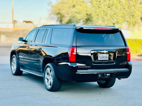 Used 2019 Chevrolet Suburban LT AWD/4WD image 6