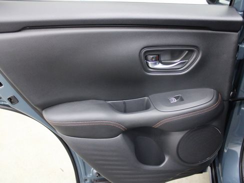 Used 2024 Honda HR-V Sport image 17