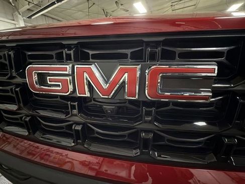 New 2026 GMC Canyon Elevation w/ Convenience Package image 63