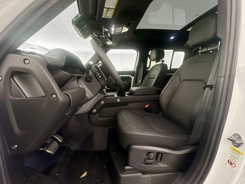 New 2026 Land Rover Defender 110 V8 image 19