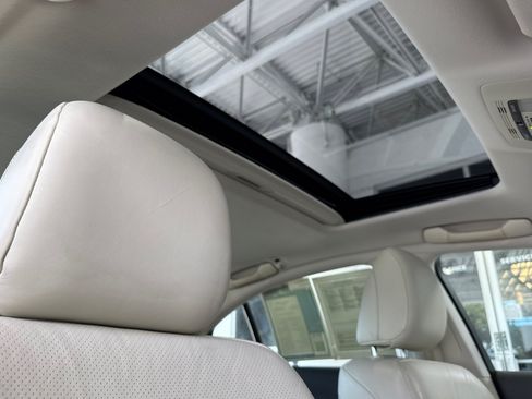Used 2010 Lexus IS 250 RWD image 20