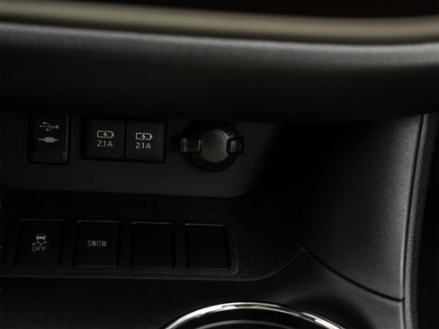 Used 2017 Toyota Highlander Limited FWD image 46