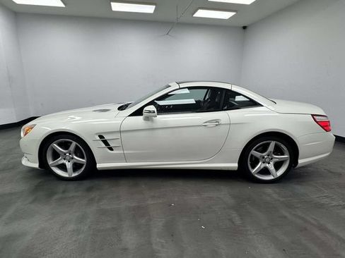 Used 2016 Mercedes-Benz SL 550 w/ Driver Assistance Package image 10