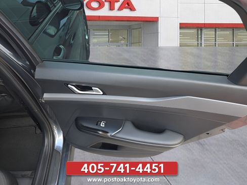 Used 2021 Kia K5 LXS FWD image 25