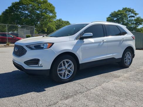 Certified 2024 Ford Edge SEL w/ Convenience Package image 6