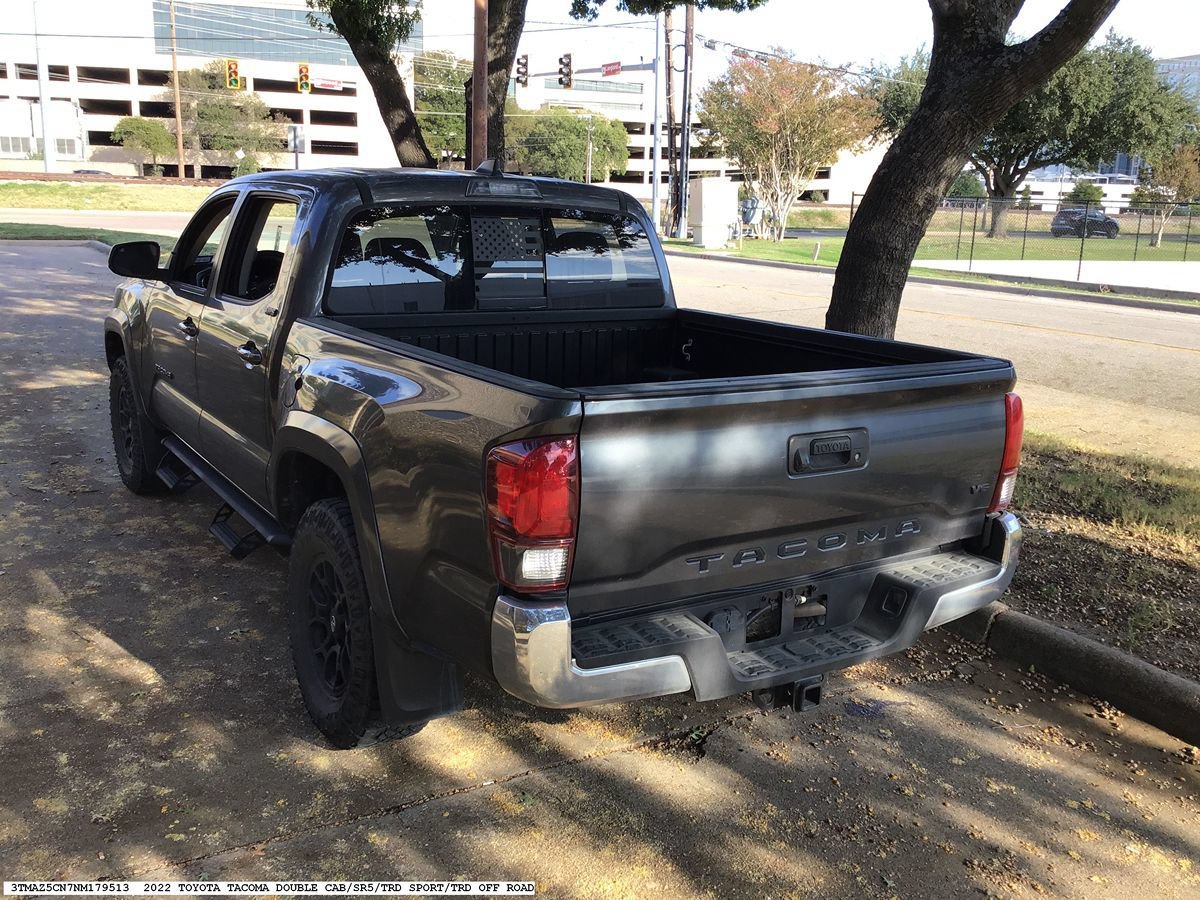 Used 2022 Toyota Tacoma SR5 RWD image 5