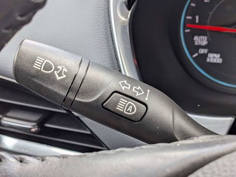 Used 2021 Chevrolet Traverse LT w/ LPO, Floor Liner Package image 30