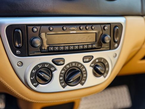 Used 2005 Ferrari 360 Spider RWD image 40