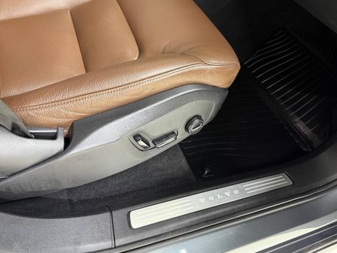 Used 2019 Volvo XC90 T6 Momentum w/ Protection Package Premier AWD/4WD image 32