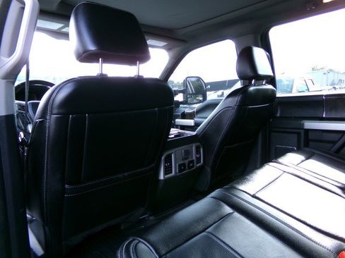 Used 2021 Ford F250 Lariat AWD/4WD image 16